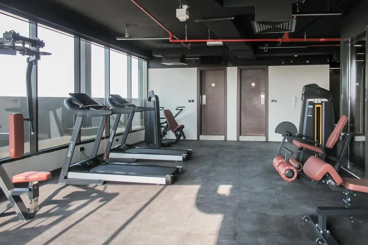 Frank Porter - Majestique Residence Dubai