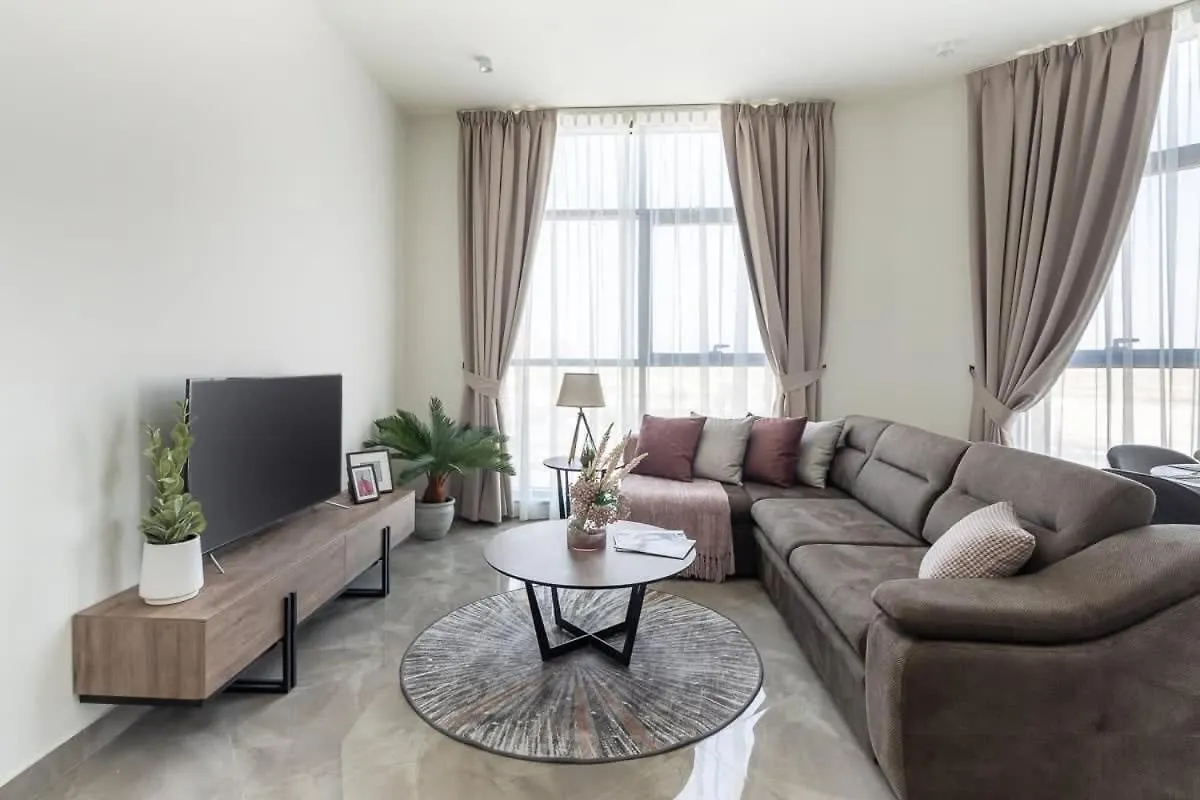 Frank Porter - Majestique Residence Dubai